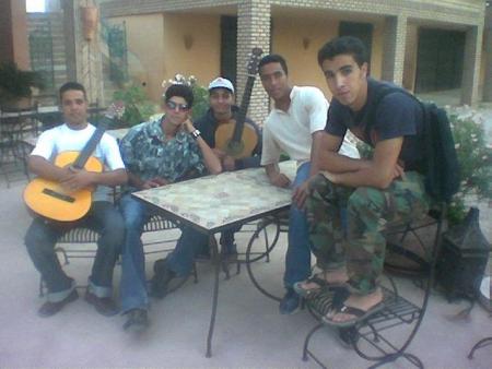  c moi encore avec mes cher amis